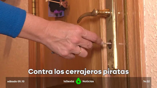 Apertura de una puerta con llave Apertura de una puerta con llave