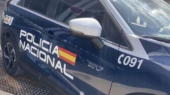 Un coche de la Polic&iacute;a Nacional
