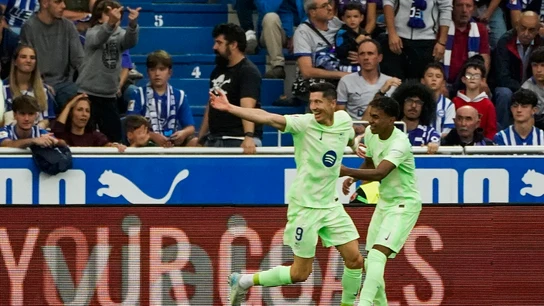 Robert Lewandowski y Lamine Yamal Robert Lewandowski y Lamine Yamal