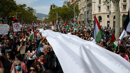 Cientos de personas durante una manifestación en apoyo a Palestina, a 6 de octubre de 2024, en Barcelona. Cientos de personas durante una manifestación en apoyo a Palestina, a 6 de octubre de 2024, en Barcelona,