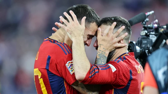 Joselu Mato y Dani Carvajal Joselu Mato y Dani Carvajal