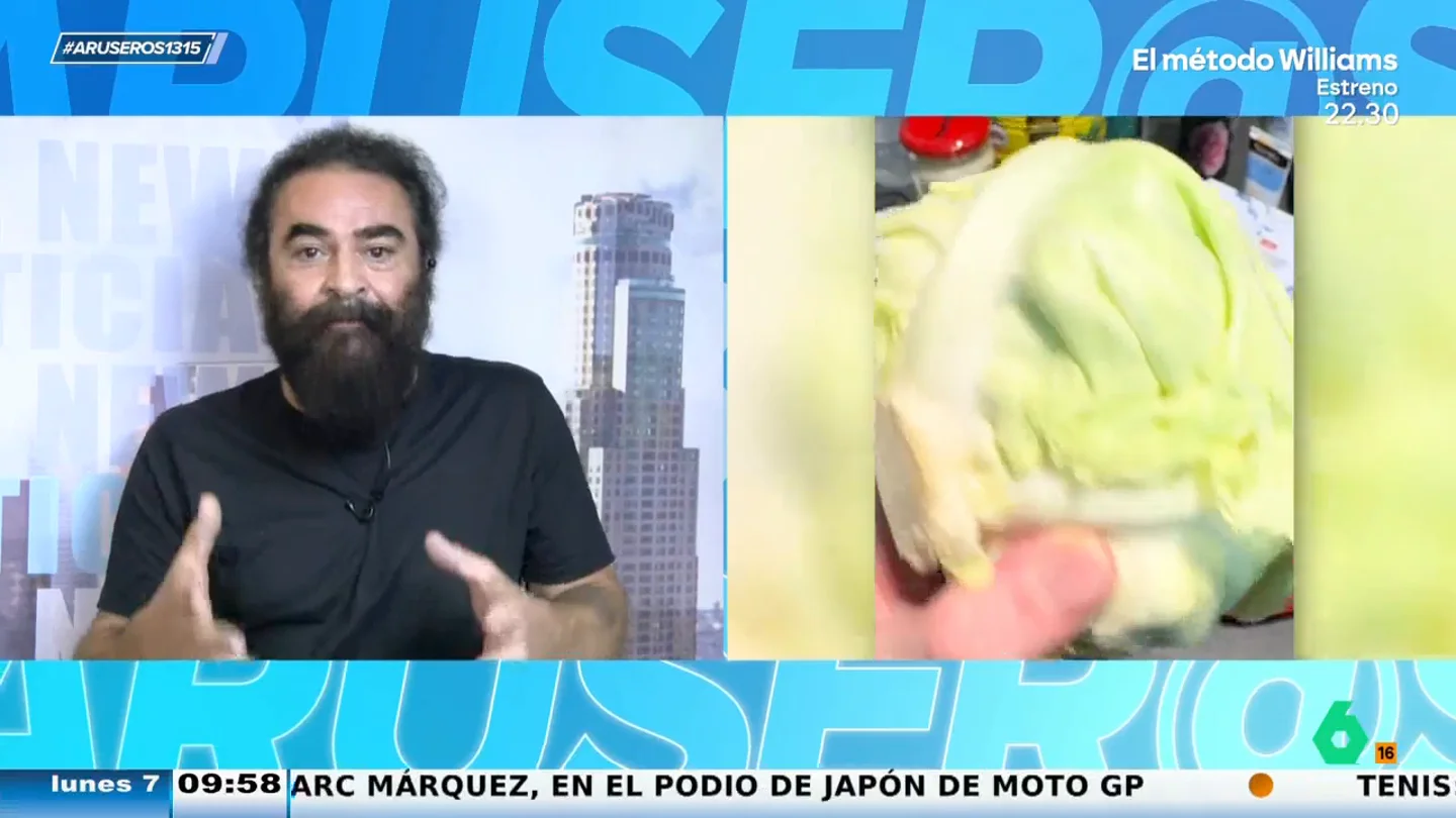 El Sevilla reacciona a la queja de un australiano que dice que le han dado un lechuga 'fake' El Sevilla reacciona a la queja de un australiano que dice que le han dado un lechuga 'fake'