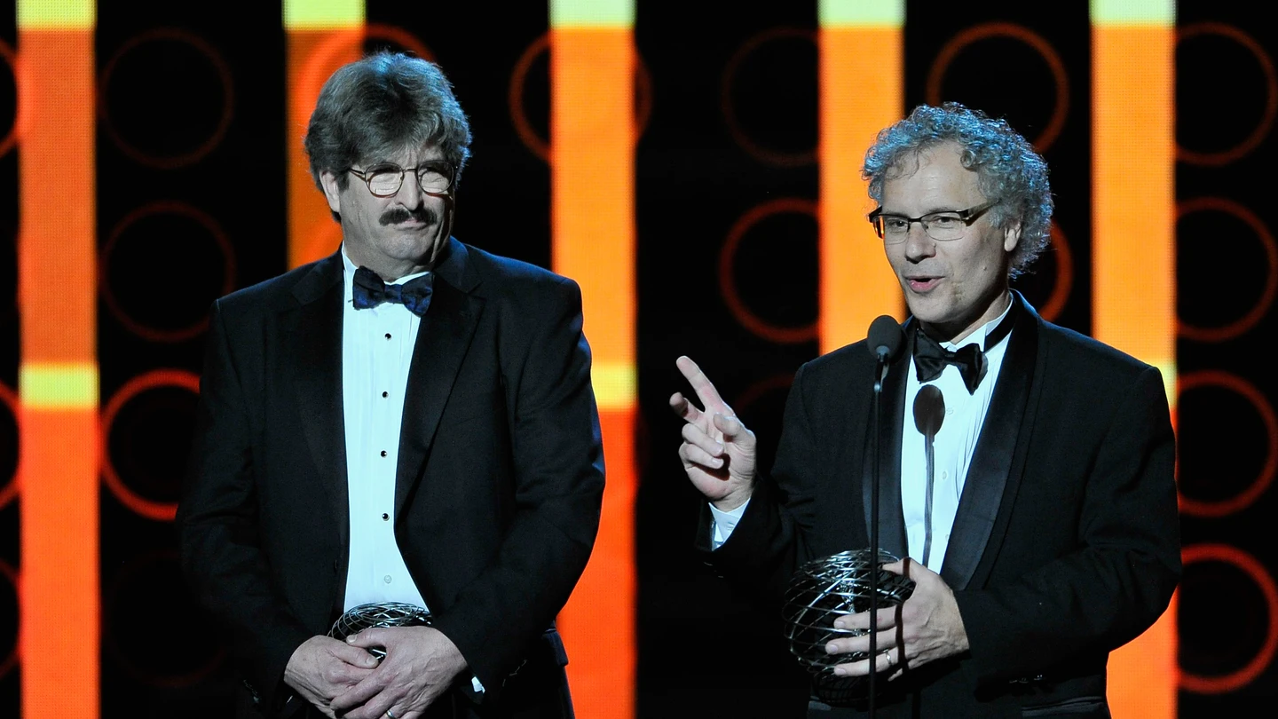 Victor Ambros y Gary Ruvkun en una recogida de premios en 2014. Victor Ambros y Gary Ruvkun en una recogida de premios en 2014.