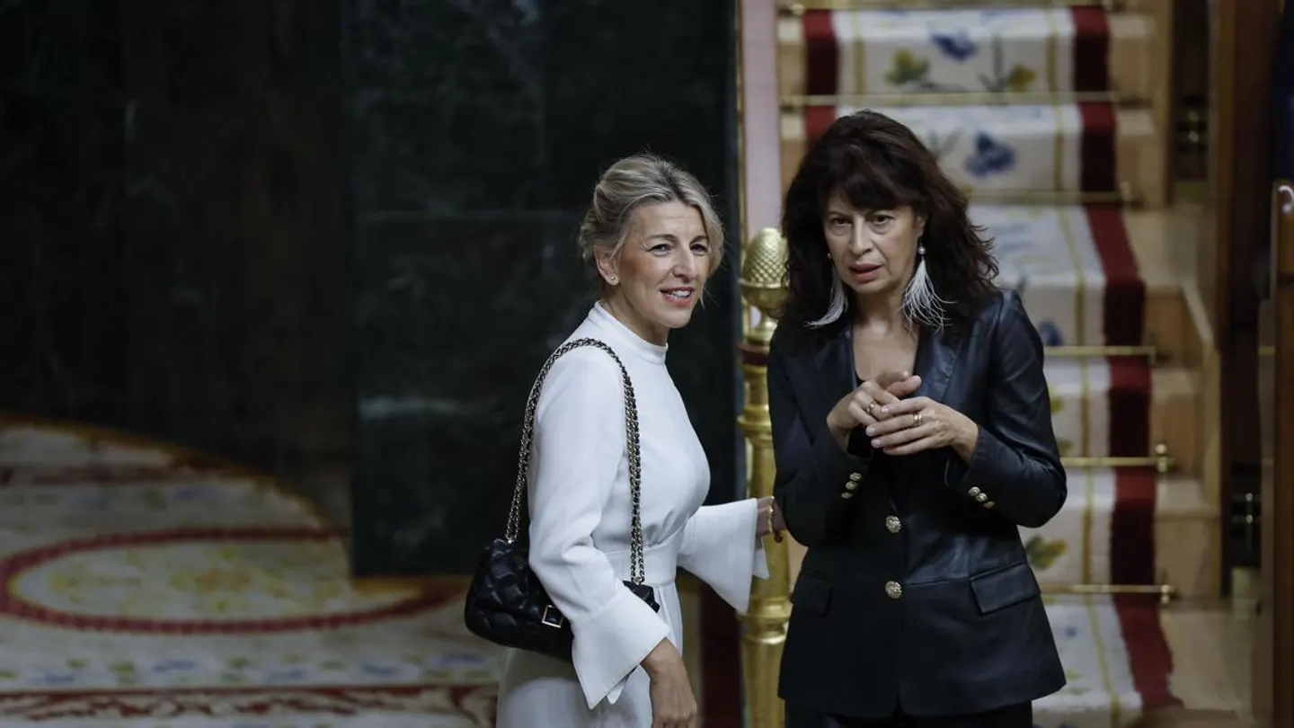 La vicepresidenta segunda y ministra de Trabajo, Yolanda Díaz, y la ministra de Igualdad, Ana Redondo, en la apertura de la XV Legislatura La vicepresidenta segunda y ministra de Trabajo, Yolanda Díaz, y la ministra de Igualdad, Ana Redondo, en la apertura de la XV Legislatura