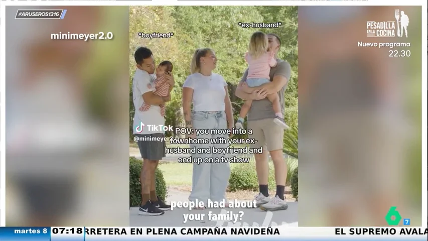 Una joven decide vivir con su expareja y su novio actual para no separar a sus dos hijos