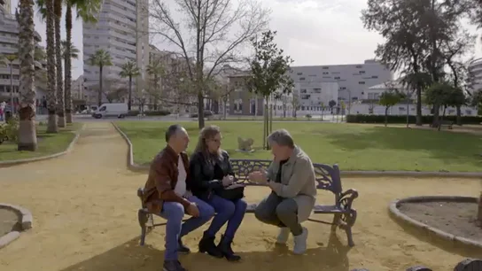 Chicote se sincera con los dueños de 'El sitio' : "Antes dedicaba todo mi tiempo a mi profesión pero me faltaban cosas" Chicote se sincera con los dueños de 'El sitio' : "Antes dedicaba todo mi tiempo a mi profesión pero me faltaban cosas"