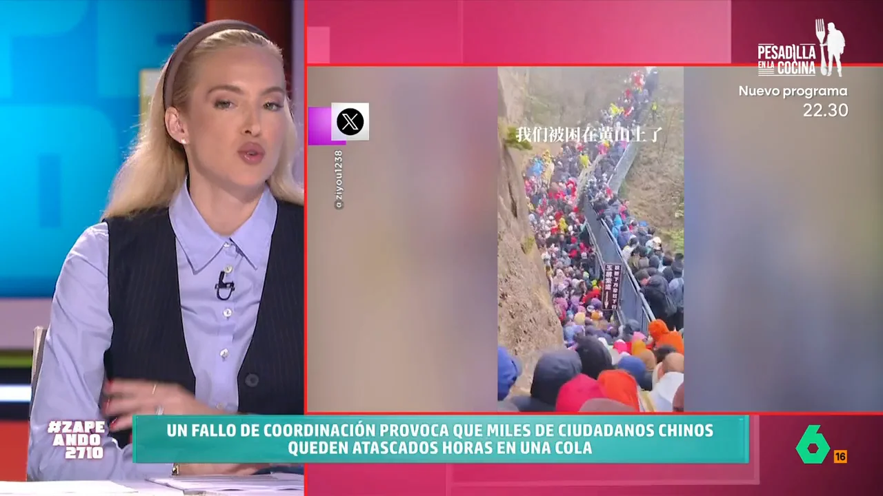 Isabel Forner, tras ver la interminable cola en una atracción en China: "¿Qué ha pasado cuando toda sea gente ha necesitado ir al baño?"