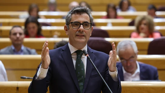 El ministro de Justicia, Félix Bolaños, interviene durante la sesión de control al Gobierno celebrada este martes por el pleno del Senado. El ministro de Justicia, Félix Bolaños, interviene durante la sesión de control al Gobierno celebrada este martes por el pleno del Senado.