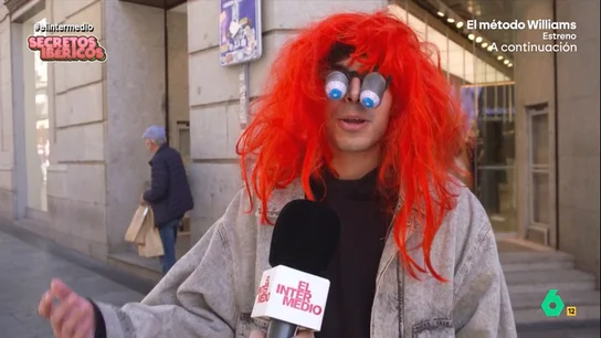El mensaje de un chico a la pareja de su amigo: "Ojalá terminen pronto y me devuelvas a mi amigo" Todos tenemos un secreto, y en esta ocasión El Intermedio ofrece a los españoles disfrutar de unos segundos de anonimato para desvelar eso que se guardan sobre la pareja de algún amigo o amiga a la que no soportan. Sus 'mensajes', en este vídeo.