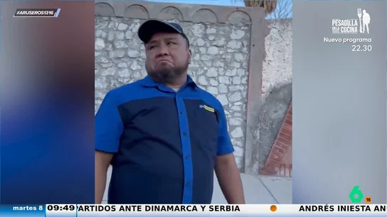 La surrealista reacción de un hombre que es pillado por su esposa mientras está con su amante: "¿Qué quieres que te diga?" La surrealista reacción de un hombre que es pillado por su esposa mientras está con su amante: "¿Qué quieres que te diga?"