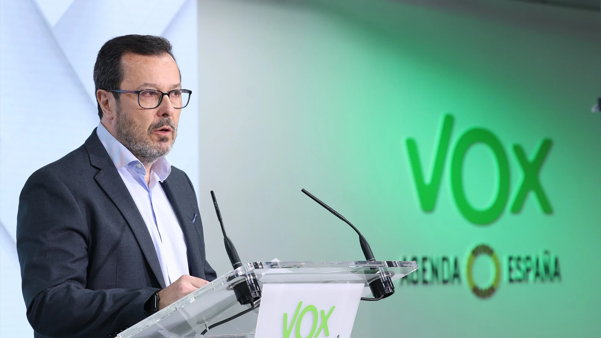 José Antonio Fúster durante una conferencia en la sede de Vox