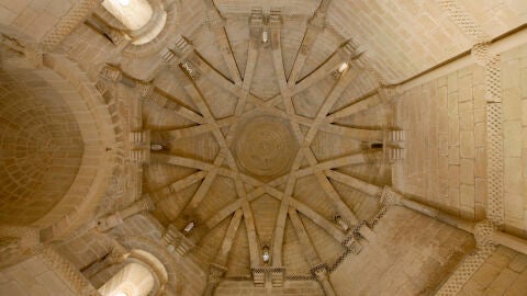 Interior de la Iglesia del Santo Sepulcro de Torres del Río