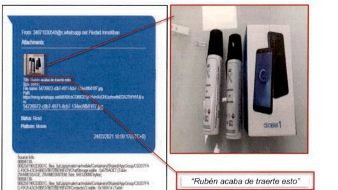 Imagen que Aldama recibió de su secretaria en la que le informaba de lo que le había traído el comandante de la Guardia Civil imputado. Imagen que Aldama recibió de su secretaria en la que le informaba de lo que le había traído el comandante de la Guardia Civil imputado.