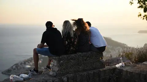Amigos Amigos