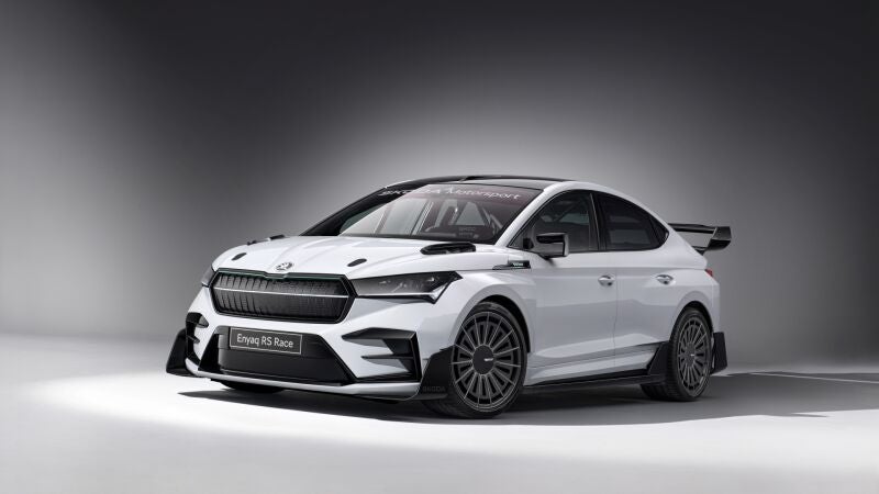 El Skoda Enya RS Race es lo que sería un SUV eléctrico de rallyes