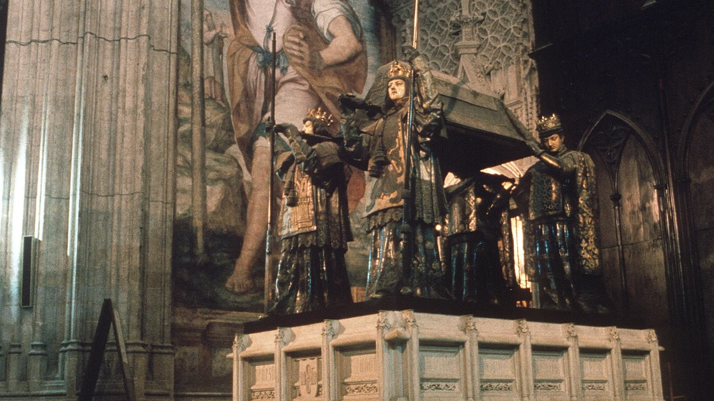 Confirman que los huesos enterrados en Sevilla son de Cristóbal Colón Tumba de Cristóbal Colón en la Catedral de Sevilla