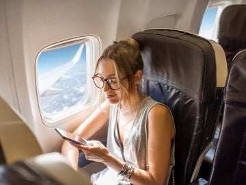 Pasajera a bordo del avión