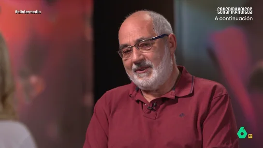 Juan José Escudero expone qué le ayudó tras el suicidio de su hijo: "La terapia de grupo y la asociación a la que acudí" Juan José Escudero fundó la Asociación Sendas tras el suicidio de su hijo Nico. Escudero expone la importancia de hablar con otras personas que han pasado por esa misma situación.