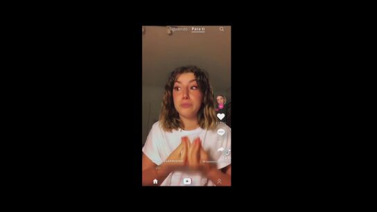 Una joven adicta al m&oacute;vil: "Mi relaci&oacute;n era t&oacute;xica y me grab&eacute; sacando toda la mierda que ten&iacute;a"