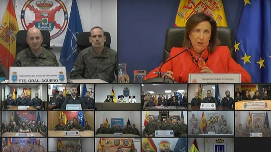 La ministra de Defenda, Margarita Robles, agradece a las tropas españolas su "compromiso por la paz" La ministra de Defenda, Margarita Robles, agradece a las tropas españolas su "compromiso por la paz"