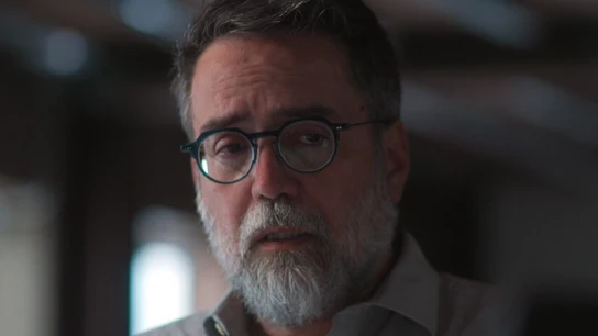 Quién es Arturo Béjar, el exdirectivo de Meta que desafió a Mark Zuckerberg. Arturo Béjar, el exdirectivo de Meta que desafió a Mark Zuckerberg, en Salvados de laSexta.