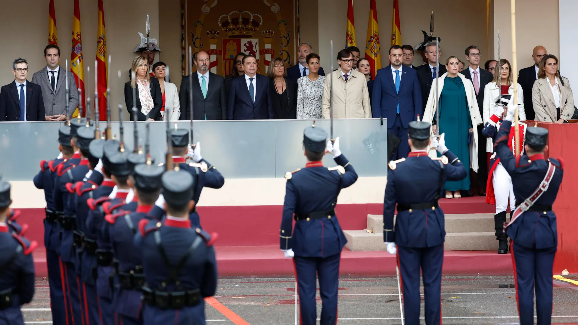 Cancelados por la fuerte lluvia el desfile aéreo y el salto de paracaidismo del Día de la Fiesta Nacional