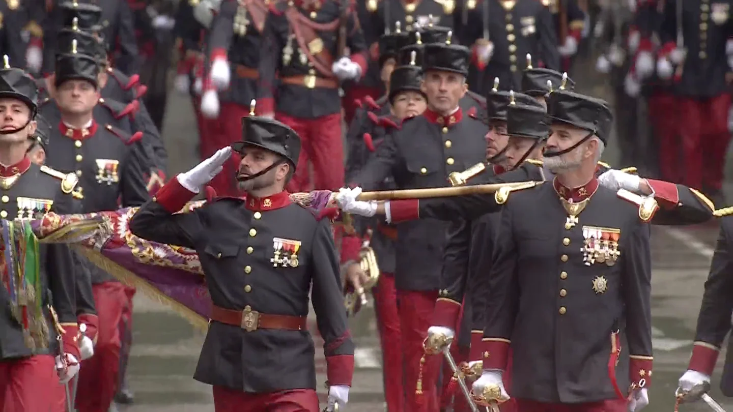 El Regimiento de Infantería Inmemorial Nº1 hace aparición en el desfile del 12 de octubre. El Regimiento de Infantería Inmemorial Nº1 hace aparición en el desfile del 12 de octubre.