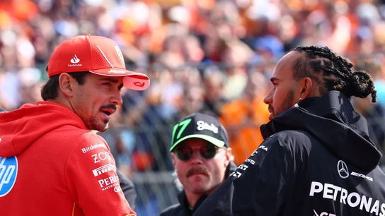 Charles Leclerc y Lewis Hamilton Charles Leclerc y Lewis Hamilton
