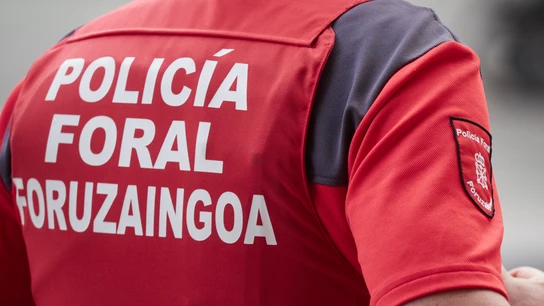Un miembro de la policía foral de Navarra en una imagen de archivo Un miembro de la policía foral de Navarra en una imagen de archivo
