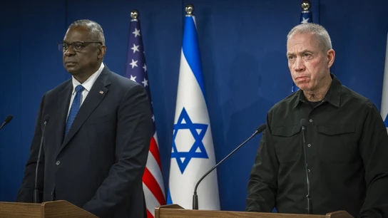 El secretario de Defensa de Estados Unidos, Lloyd Austin, y el ministro de Defensa israelí, Yoav Gallant. El secretario de Defensa de Estados Unidos, Lloyd Austin, y el ministro de Defensa israelí, Yoav Gallant.