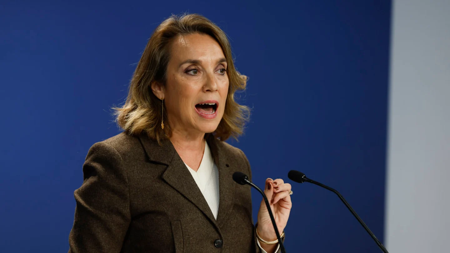 La secretaria general del PP, Cuca Gamarra, durante la rueda de prensa posterior a la reunión que el Comité de Dirección convocada de urgencia por el líder del partido, Alberto Núñez Feijóo El PP se querellará este lunes contra el PSOE por financiación ilegal, cohecho y tráfico de influencias