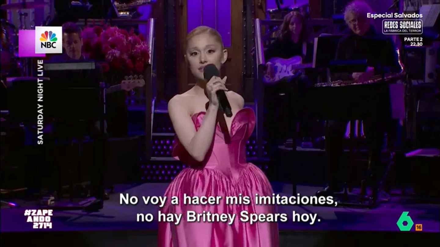 Ariana Grande brilla con sus imitaciones de Britney Spears y Miley Cyrus en 'Saturday Night Live': "Es una artista total" Ariana Grande brilla con sus imitaciones de Britney Spears y Miley Cyrus en 'Saturday Night Live': "Es una artista total"