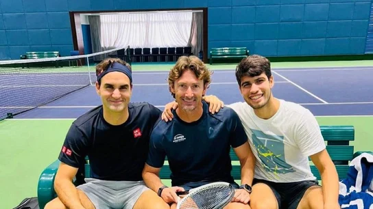 Roger Federer, Juan Carlos Ferrero y Carlos Alcaraz Roger Federer, Juan Carlos Ferrero y Carlos Alcaraz