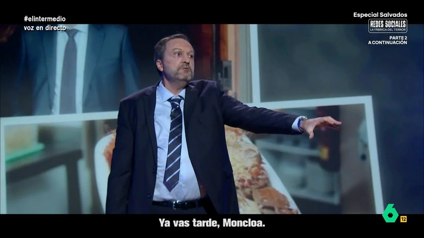 'Abalos' 'canta' su verdad a lo Rocío Jurado: "El pisito, con Jesy, las maletas, con Delcy, ahora todos quieren cargármelo a mi" "Cuando supe toda la verdad, Moncloa, que el tal Koldo no era de fiar, Moncloa, ya era parte de mi vida y él, mi sombra", se desgarra 'Abalos', imitación de Raúl Pérez mediante, en este vídeo de El Intermedio.