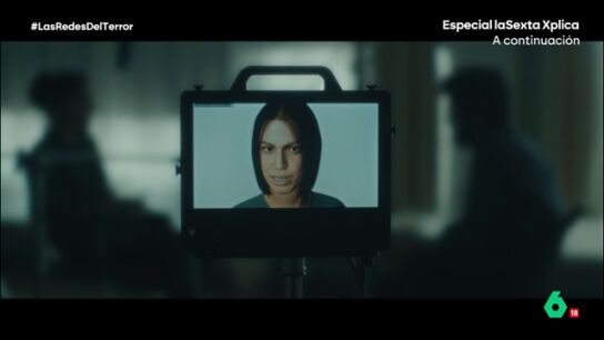 Una moderadora expone el desconcertante criterio de Facebook: "Persegu&iacute;a a su hija con un sable, para Meta lo m&aacute;s fuerte era un pez&oacute;n"