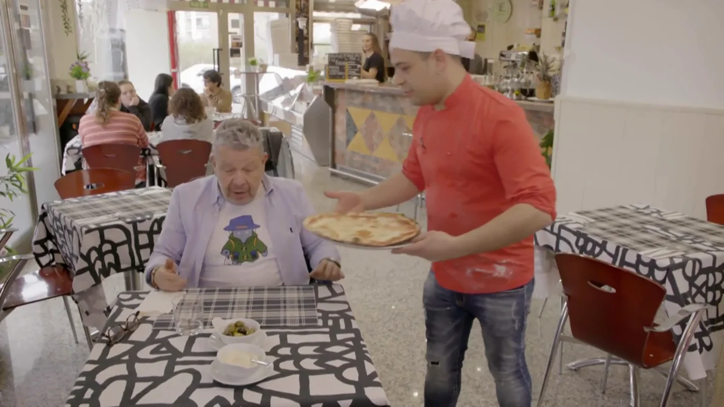 La pizza del dueño de 'El italiano' conquista a Alberto Chicote: "Me la comería entera porque está muy buena" La pizza del dueño de 'El italiano' conquista a Alberto Chicote: "Me la comería entera porque está muy buena"