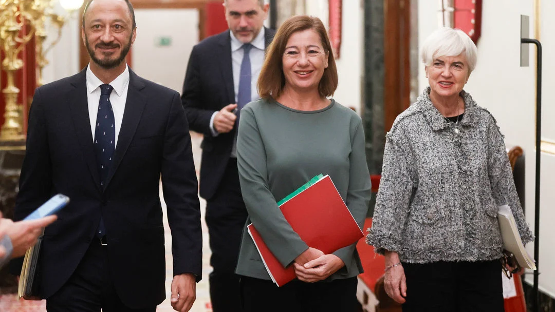 La presidenta de la Cámara Baja, Francina Armengol y el vicepresidente primero, Alfonso Rodríguez de Celis