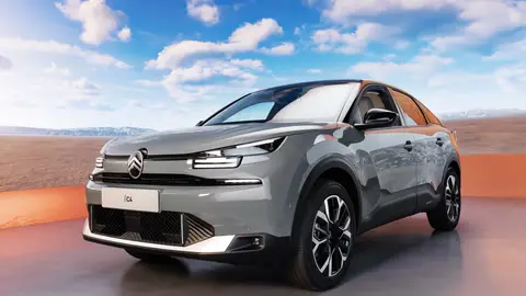 Te gustarán o no, pero los nuevos Citroën C4 y C4 X son inconfundibles y vienen con novedades Citroën ë-C4 2024