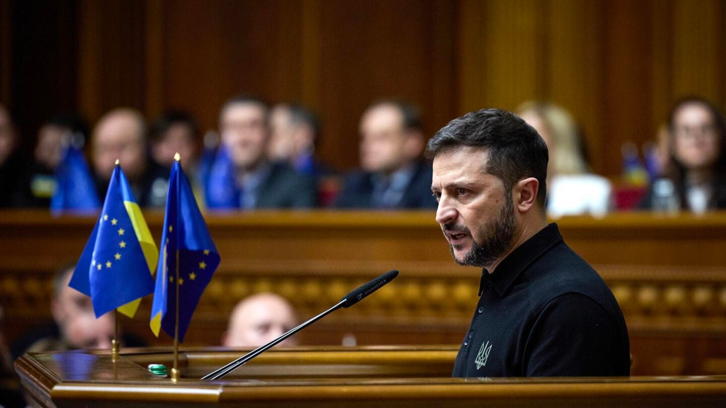 Zelenski durante la presentación de su Plan de la Victoria ante el Parlamento de Ucrania el 16 de octubre de 2024.
