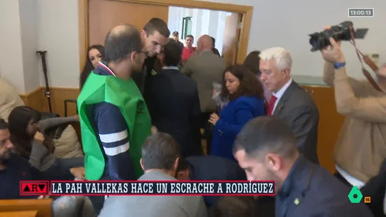 Varios manifestantes interrumpen en un acto de la ministra de Vivienda Varios manifestantes interrumpen en un acto de la ministra de Vivienda