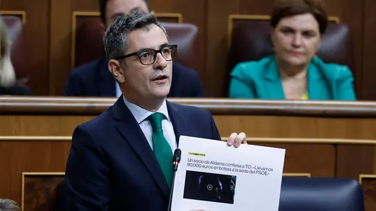Félix Bolaños, durante la sesión de control. Félix Bolaños, durante la sesión de control.
