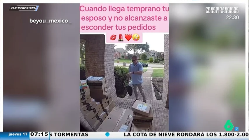 La viral reacción de un hombre al ver los 17 pedidos online de su mujer colapsar la entrada de casa: "¡No puedo entrar!"