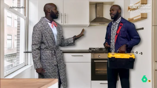 Lamine Thior explica qué es un "halago racista": de "hablas bien para ser negrito" a "trabajáis mejor que los españoles" En una nueva entrega de 'Microracismos', que se puede ver en este vídeo, Lamine Thior explica qué son los "halagos racistas", esos que "te refuerzan con una opinión positiva por el hecho de ser negro".