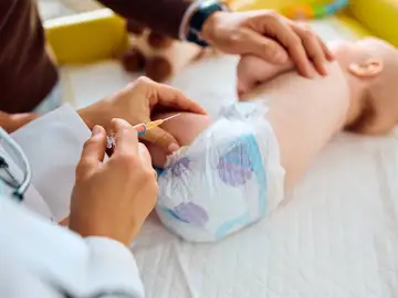 Bebé vacunado Bebé vacunado