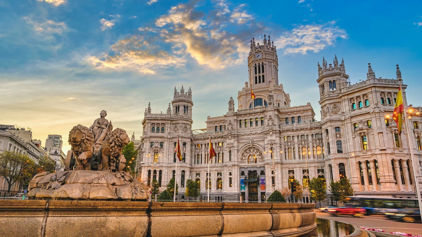 Palacio de Cibeles de Madrid Palacio de Cibeles de Madrid