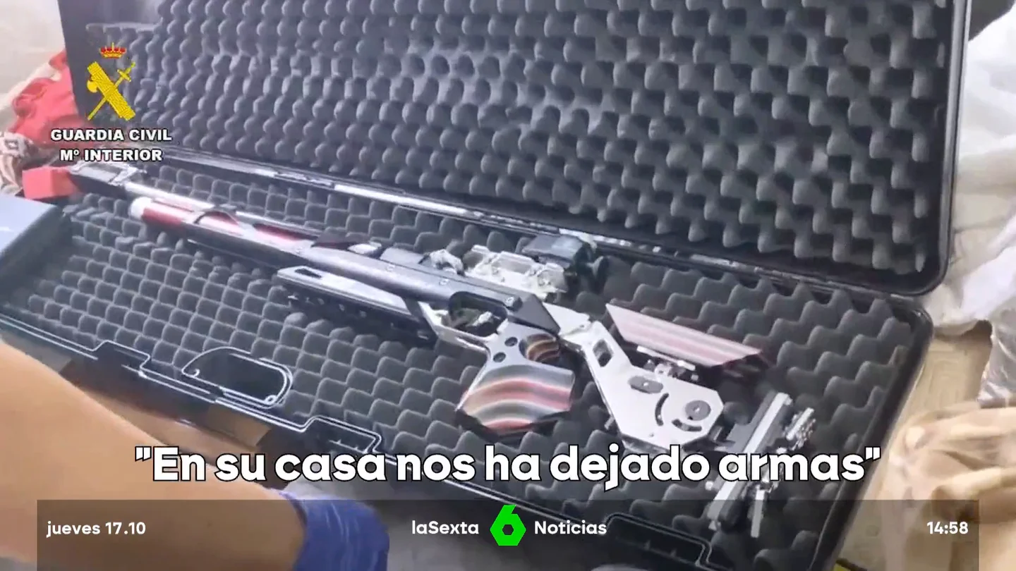 Desmantelada una secta en Cáceres que operaba "en nombre de Dios": estafaban a sus seguidores para comprar armas Desmantelada una secta en Cáceres que operaba "en nombre de Dios": estafaban a sus seguidores para comprar armas