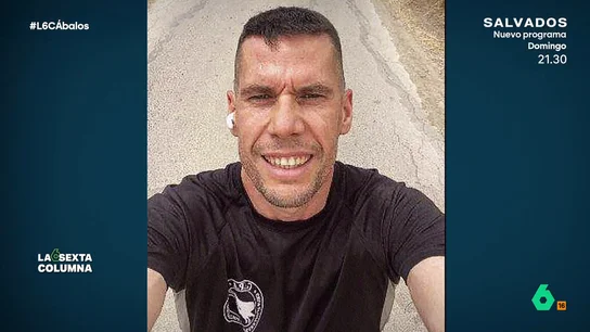 Rubén Villalba, el guardia civil que habría cobrado 88.000 euros de la trama Koldo facilitando teléfonos opacos laSexta Columna se centra en este vídeo en Rubén Villalba, comandante de la Guardia Civil que habría sido sobornado por Aldama para que le facilitara teléfonos con líneas seguras. Después, grabaría a sus compañeros de trama.