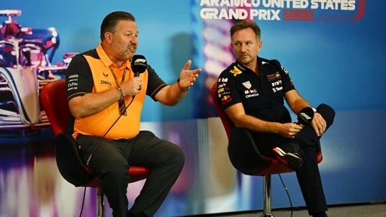 Zak Brown y Christian Horner Zak Brown y Christian Horner
