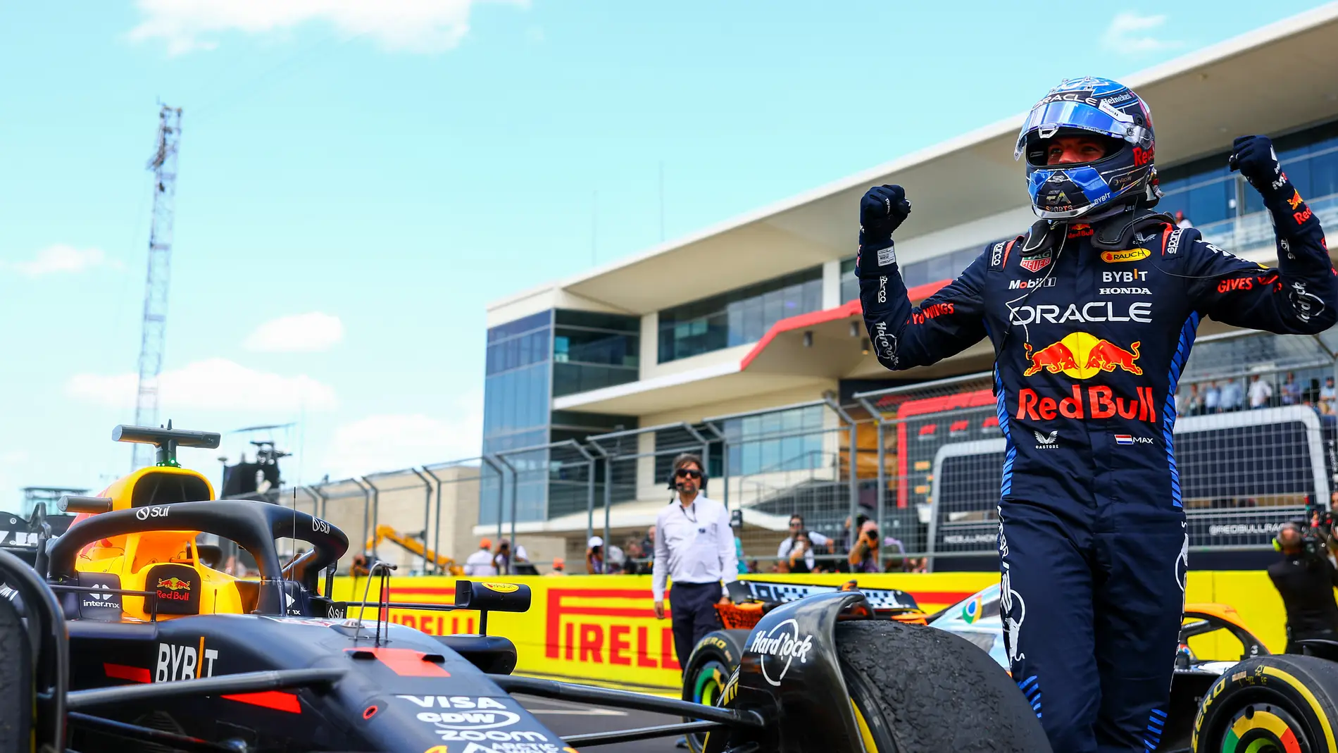 Max Verstappen gana en un sprint en el que Carlos Sainz fue el MVP Max Verstappen gana en un sprint en el que Carlos Sainz fue el MVP