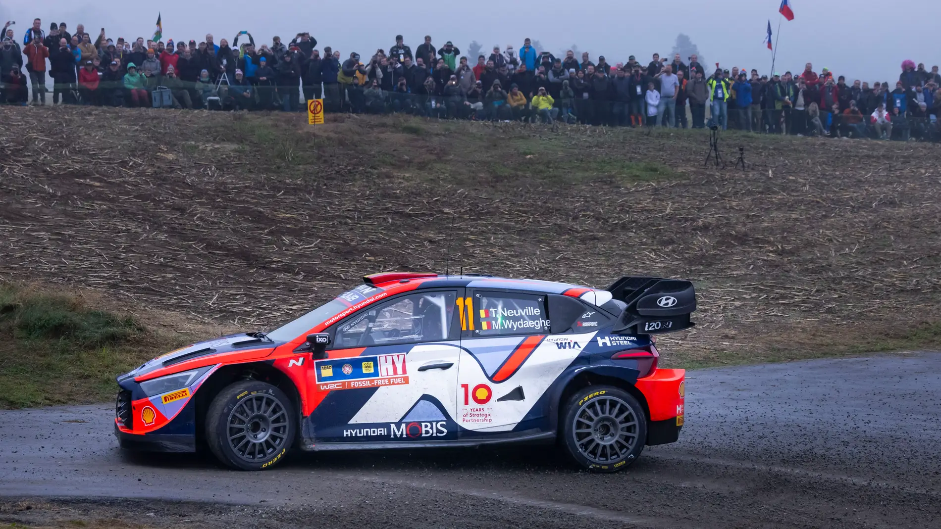 Thierry Neuville falla y el Mundial de Rallies se puede ir a Japón Thierry Neuville falla y el Mundial de Rallies se puede ir a Japón